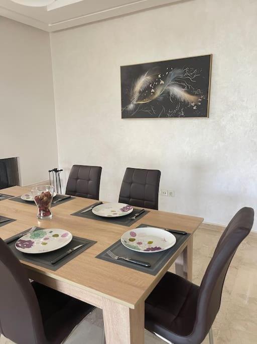 Chic & Cosy Flat Near Airport Lockbox Fast Wifi Apartman Nouaceur Kültér fotó
