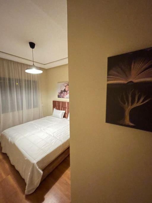 Chic & Cosy Flat Near Airport Lockbox Fast Wifi Apartman Nouaceur Kültér fotó