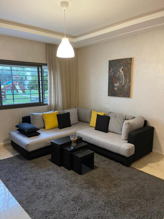 Chic & Cosy Flat Near Airport Lockbox Fast Wifi Apartman Nouaceur Kültér fotó
